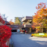 Entrance, Front desk, Lobby