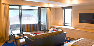 Twin room with an open-air bath with panoramic Mt. Asama view (56㎡~):8th floor