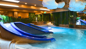 室内温水プール